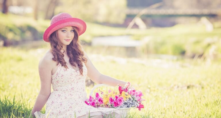 Simplify Your Beauty Routine And Look Great!